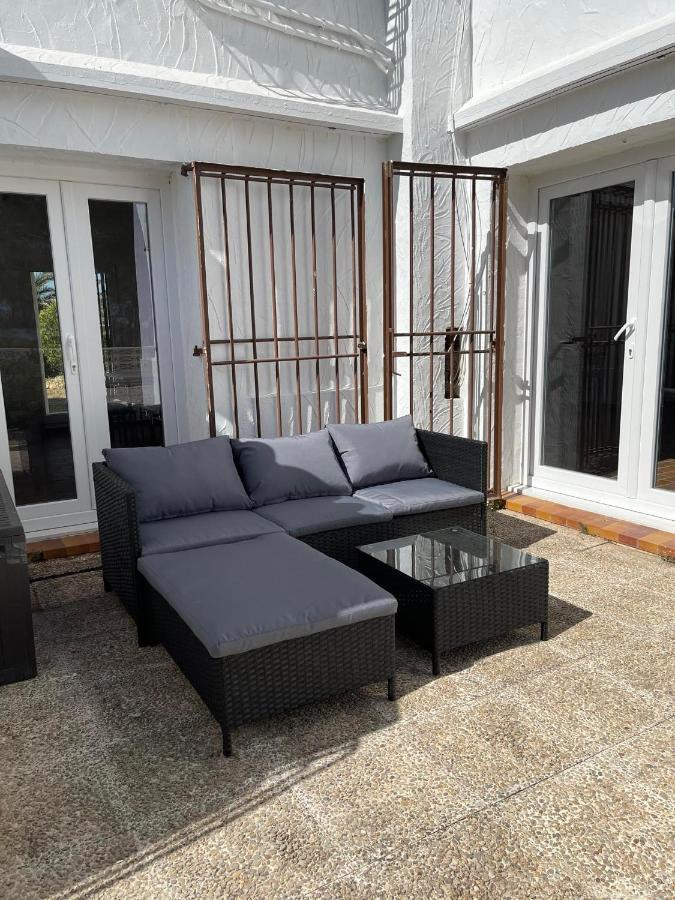 Djm Palms - Shared Casa Rural - Casa Rural Compartida - No Es Una Casa Privada Ayora Luaran gambar