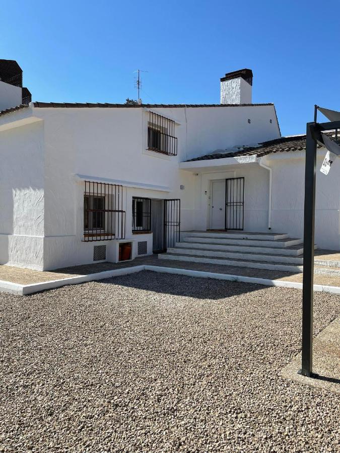 Djm Palms - Shared Casa Rural - Casa Rural Compartida - No Es Una Casa Privada Ayora Luaran gambar