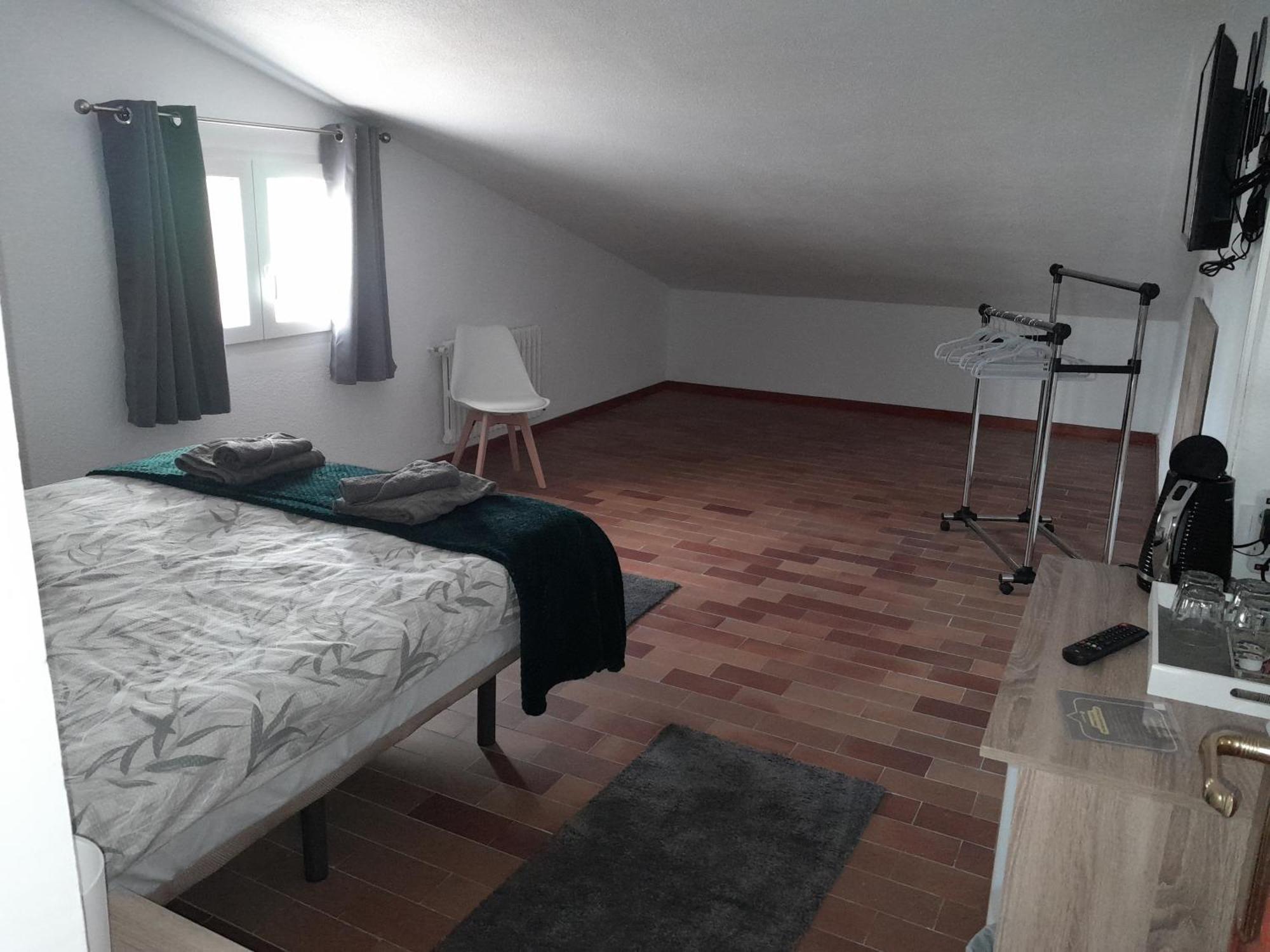 Djm Palms - Shared Casa Rural - Casa Rural Compartida - No Es Una Casa Privada Ayora Luaran gambar